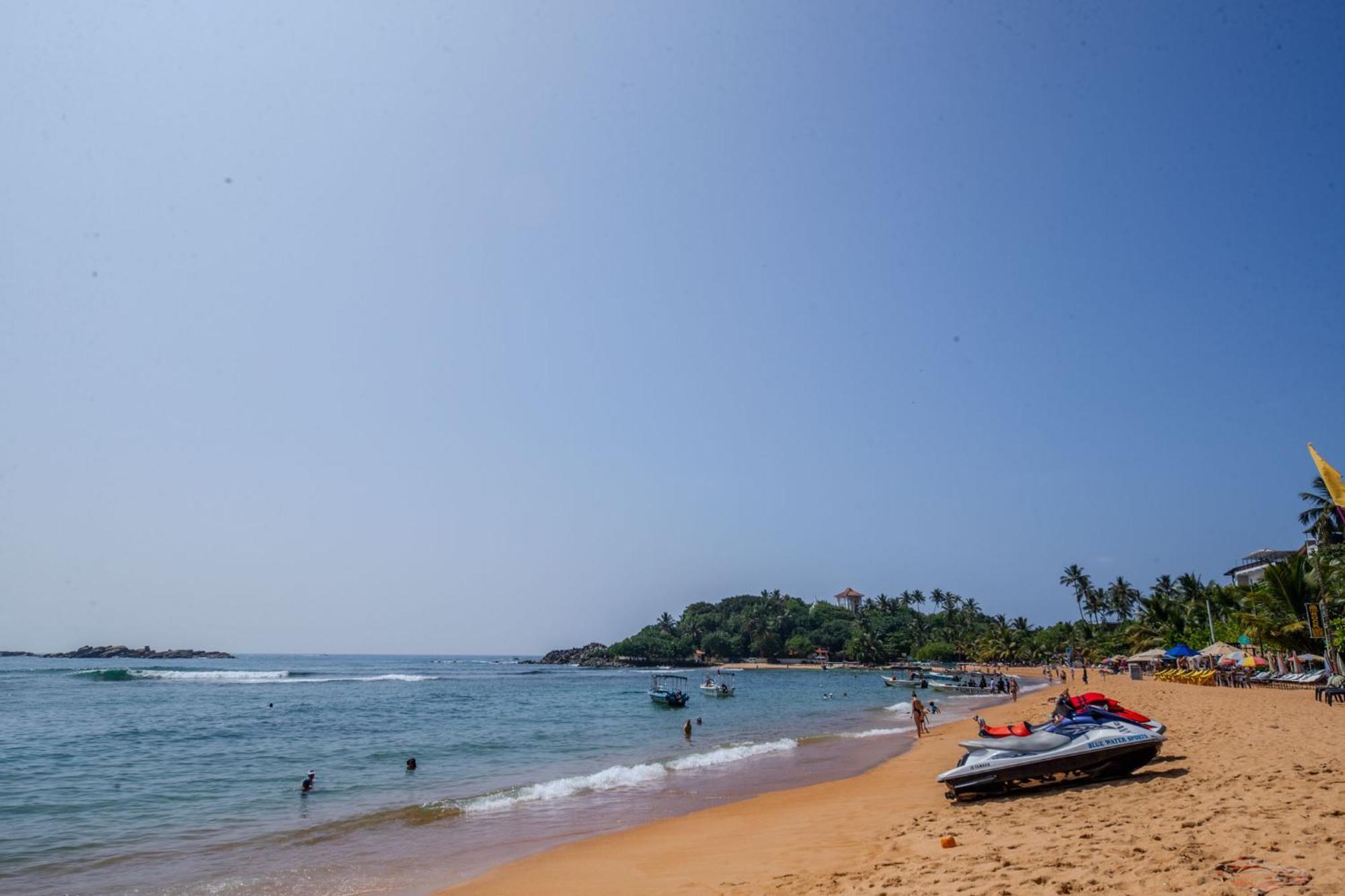 The Waves Unawatuna Extérieur photo